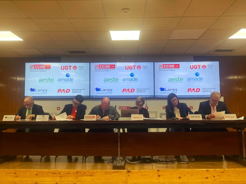AMADE, Aeste, Lares Madrid y PAD y los sindicatos CCOO y UGT firman el convenio de residencias de la Comunidad de Madrid.